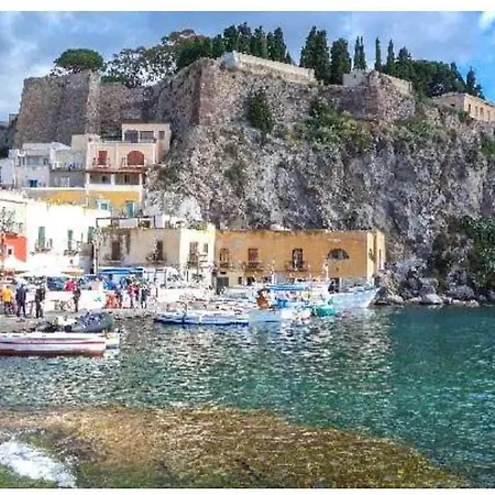 Vista Mare Mela B * Λίπαρι