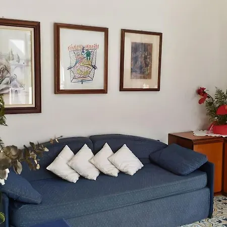 Vista Mare Mela B Апартаменты *