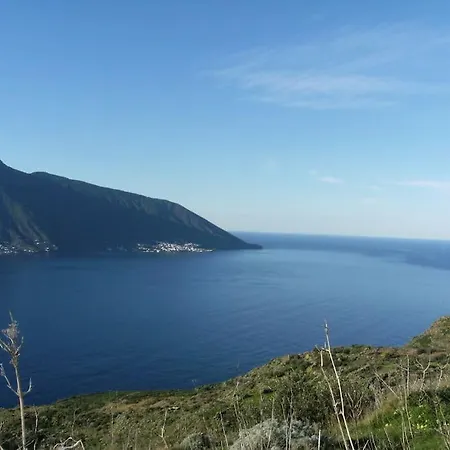 Vista Mare Mela B Липари